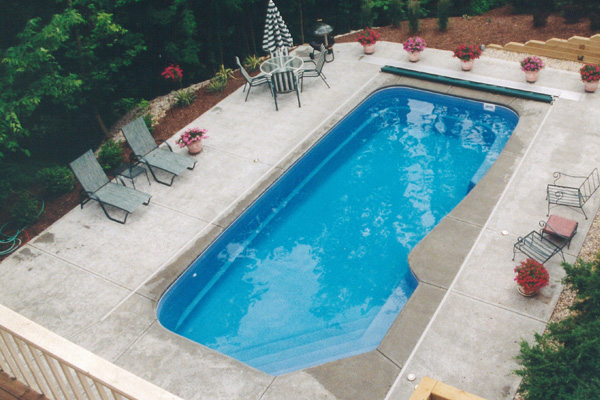 Automatic Pool Covers - Aqua Pro Pool & Spa